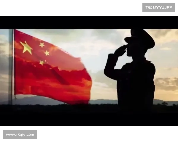 苏超欢乐名场面：后空翻划水笑翻全场，挥旗只剩杆信念感拉满！